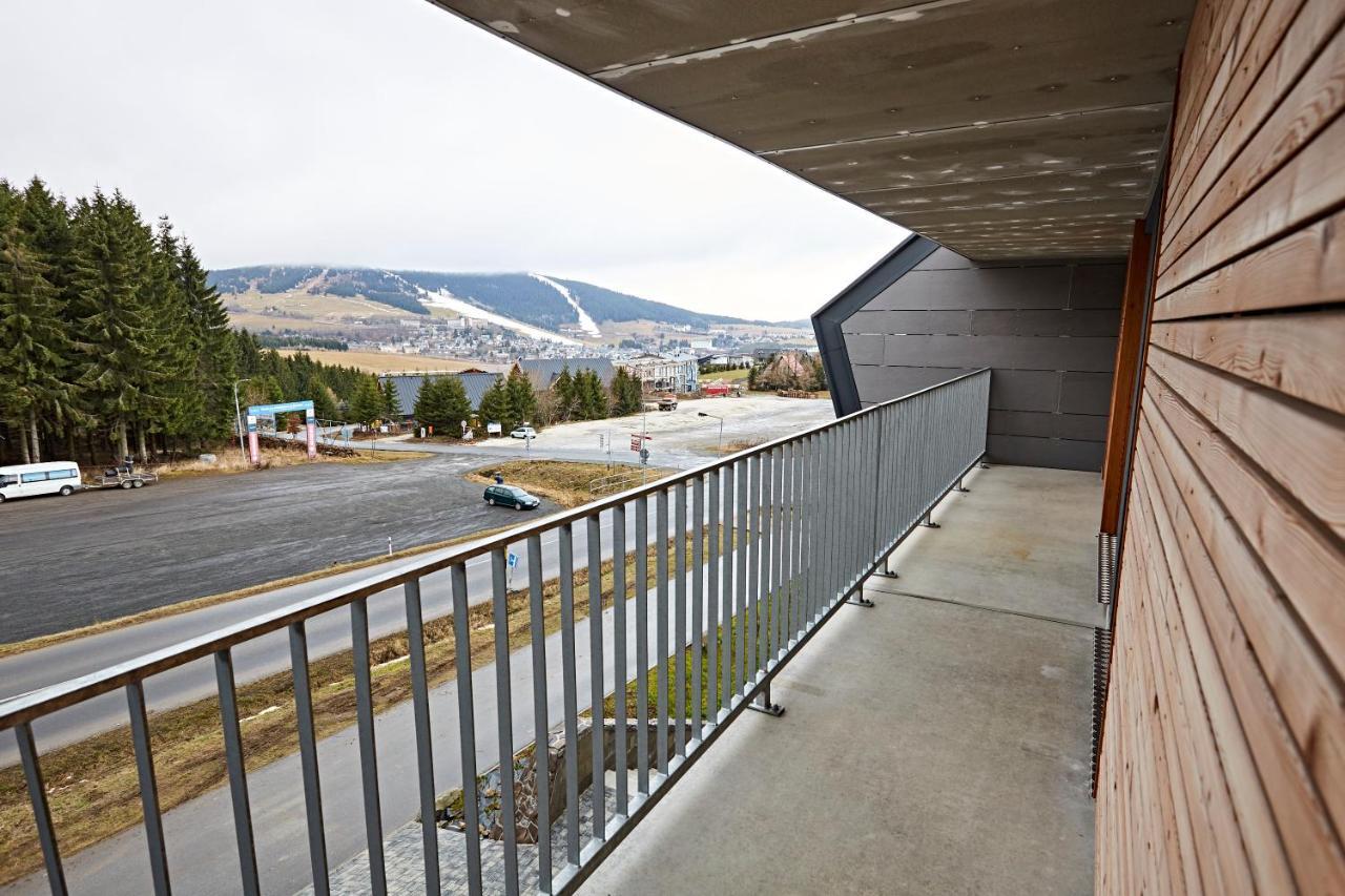 Mountain Apartments Klinovec Hexagon Loucna pod Klinovcem Ngoại thất bức ảnh